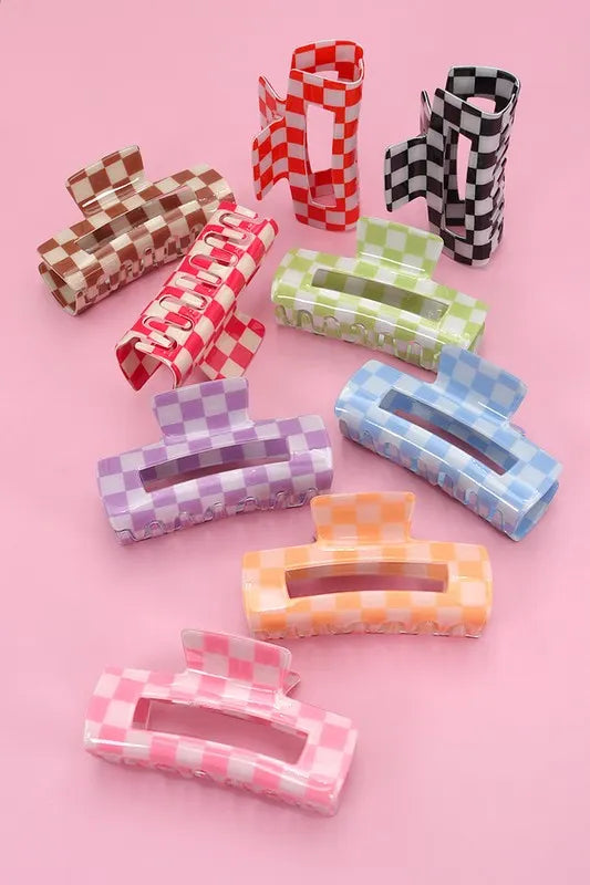 JUMBO RESIN CHECKER HAIR CLAW CLIPS