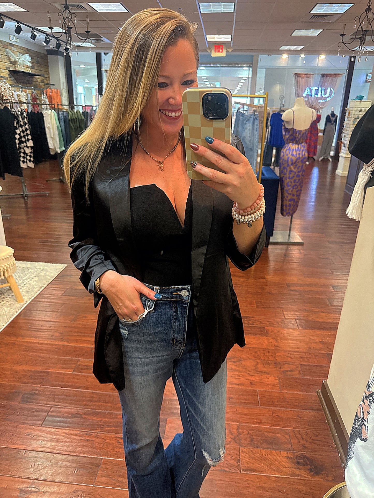 Clocking Out Satin Blazer - Black