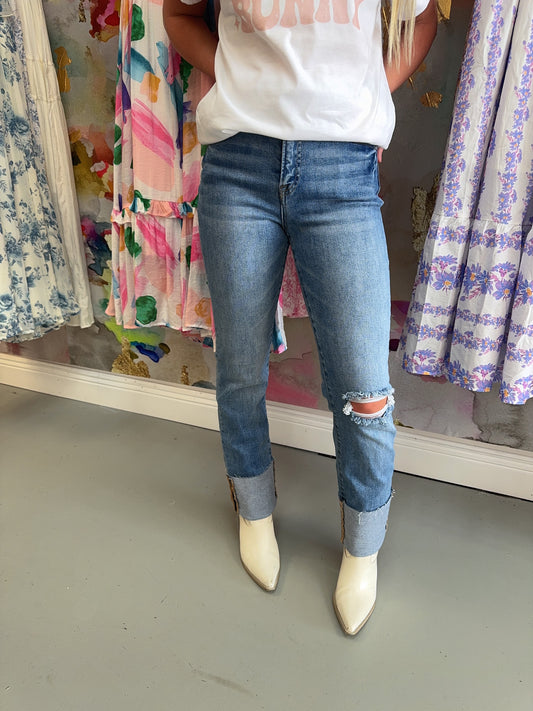 Wide Cuffed Risen Jeans