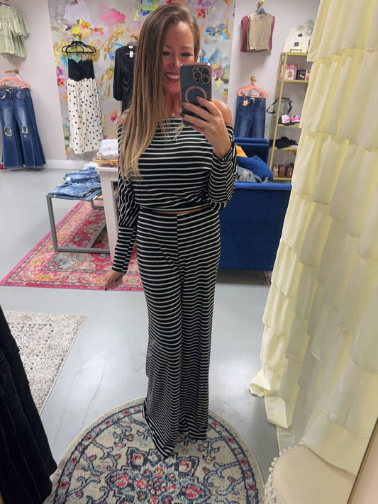 BeetleJuice Cozy Lounge Set