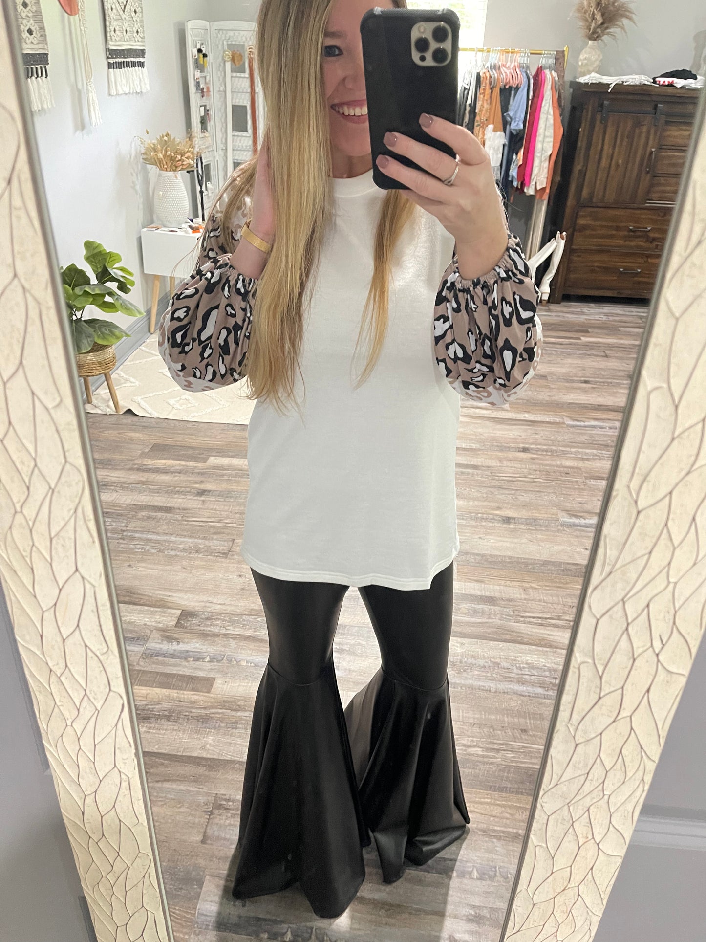 Bubble Sleeve Leopard Top